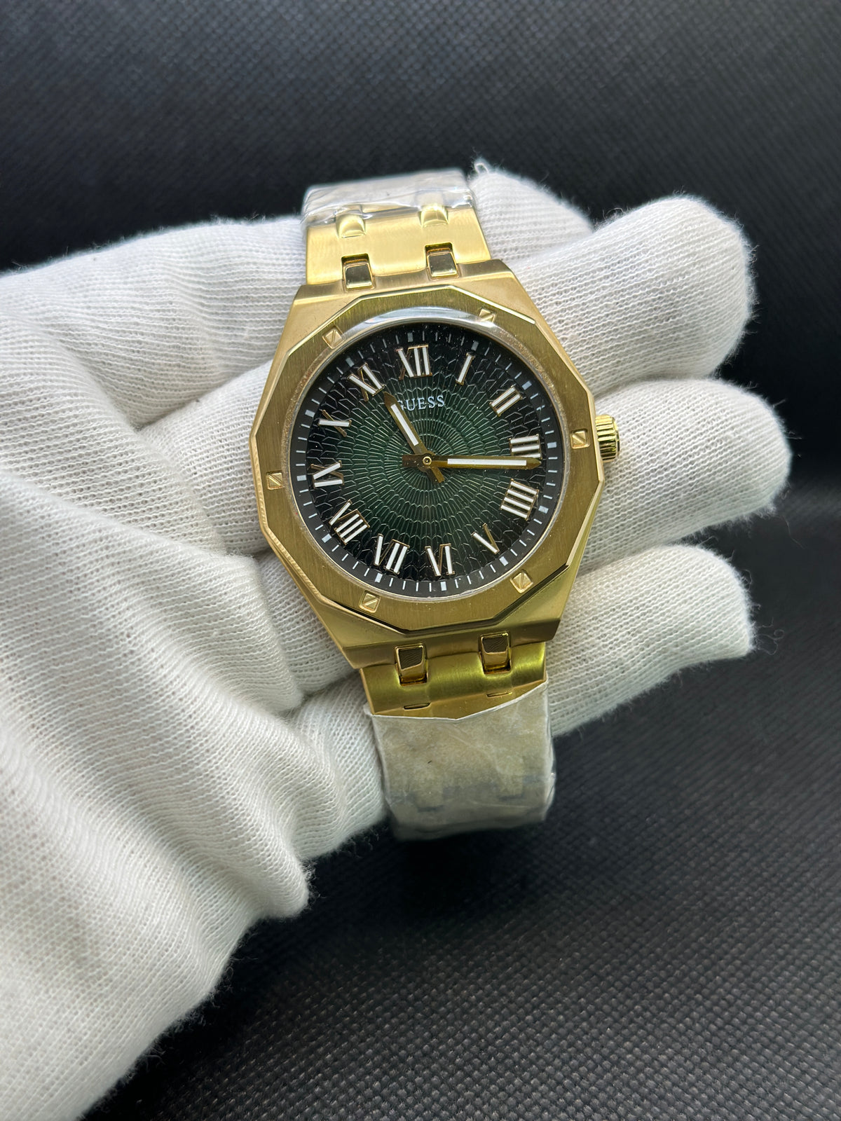 Guess og men