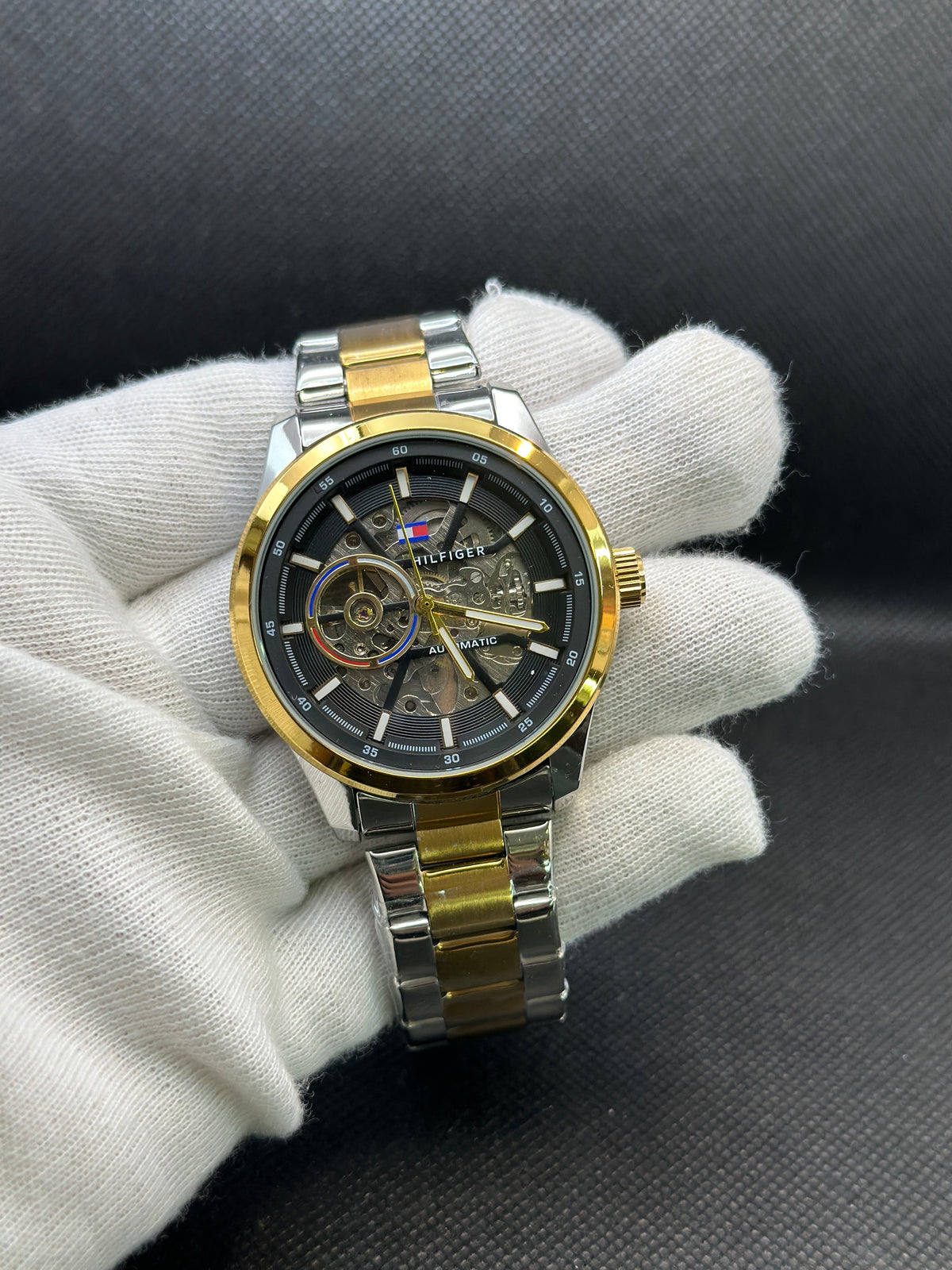 Tommy watch automatic