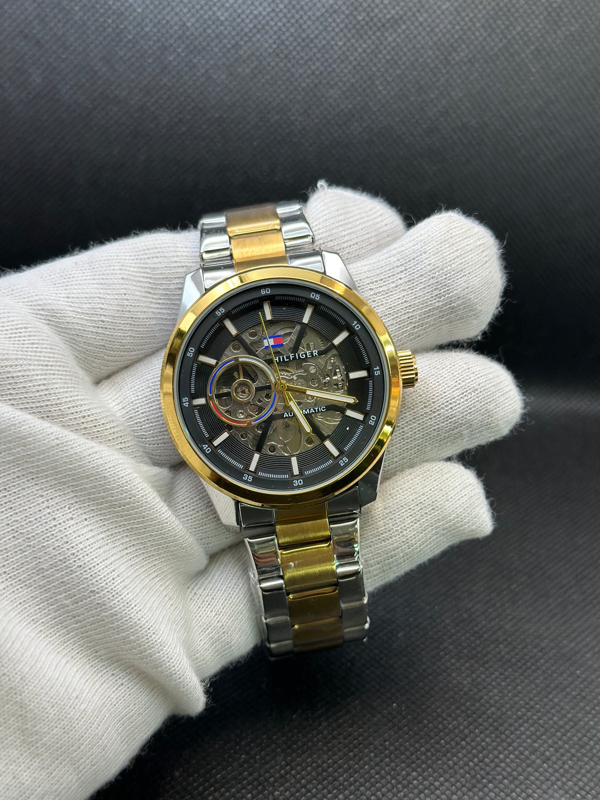 Tommy watch automatic