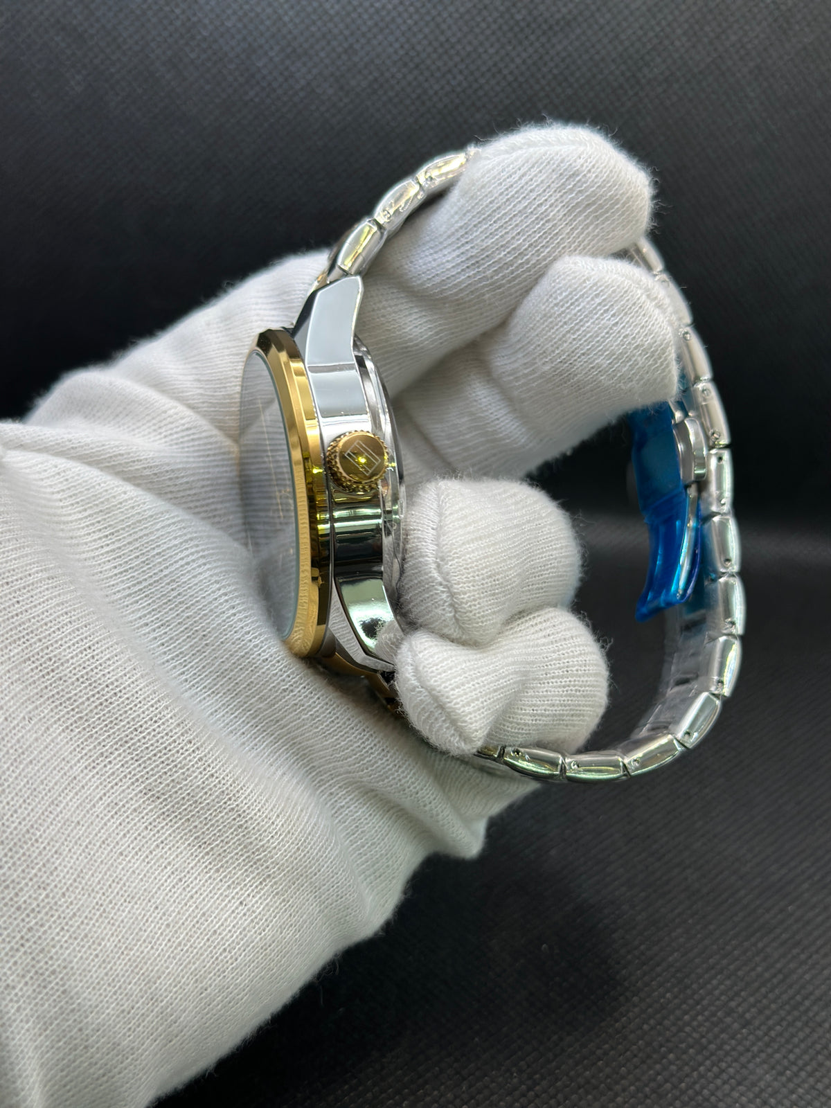 Tommy watch automatic