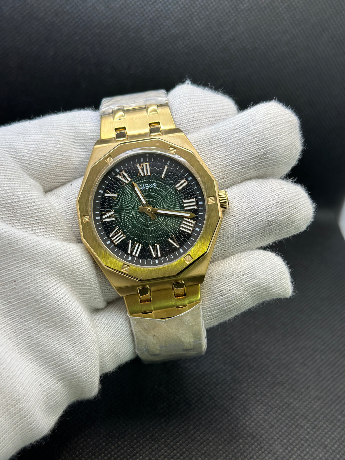 Guess og men