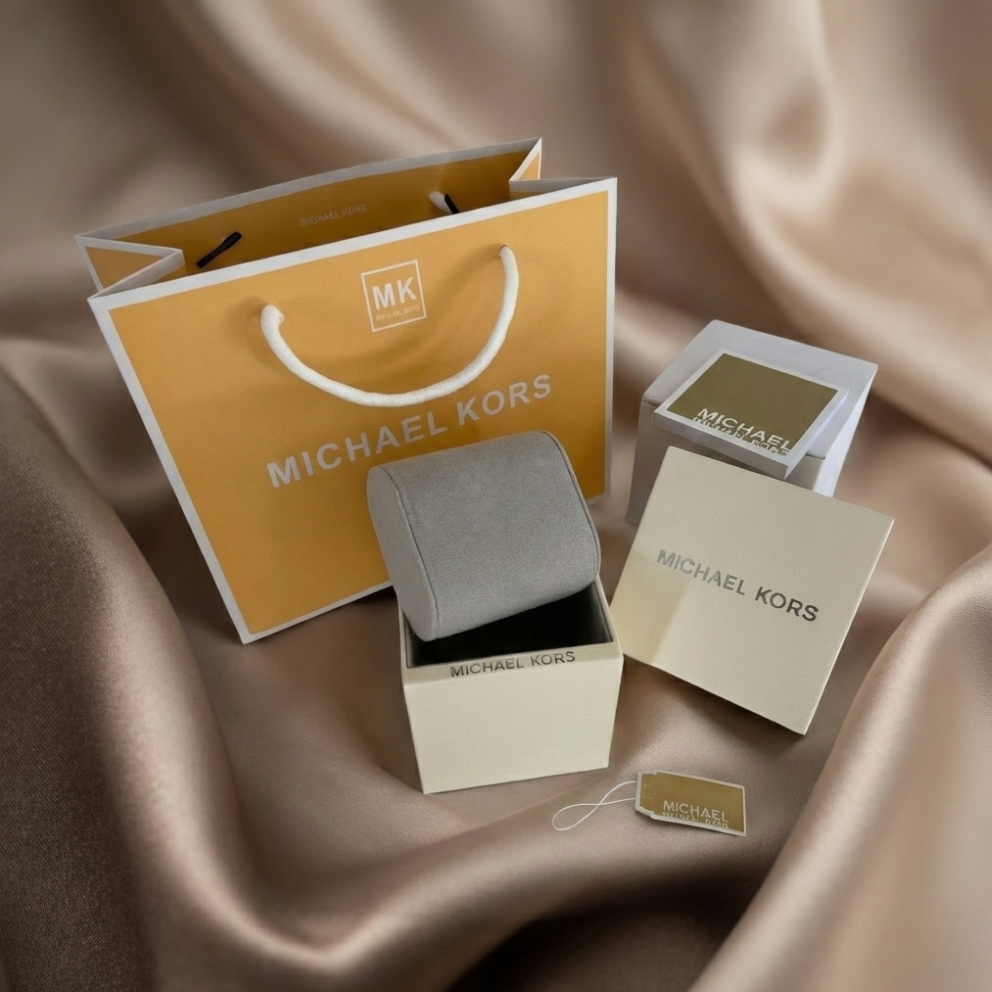 MICHAEL KORS ( with og box)