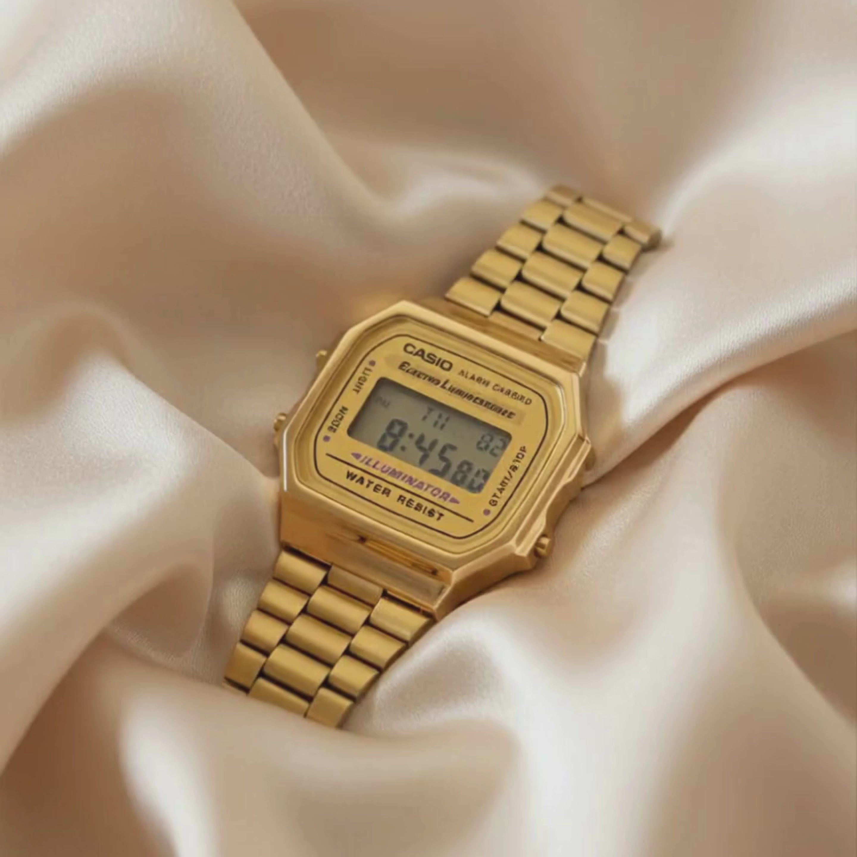Casio Vintage golden